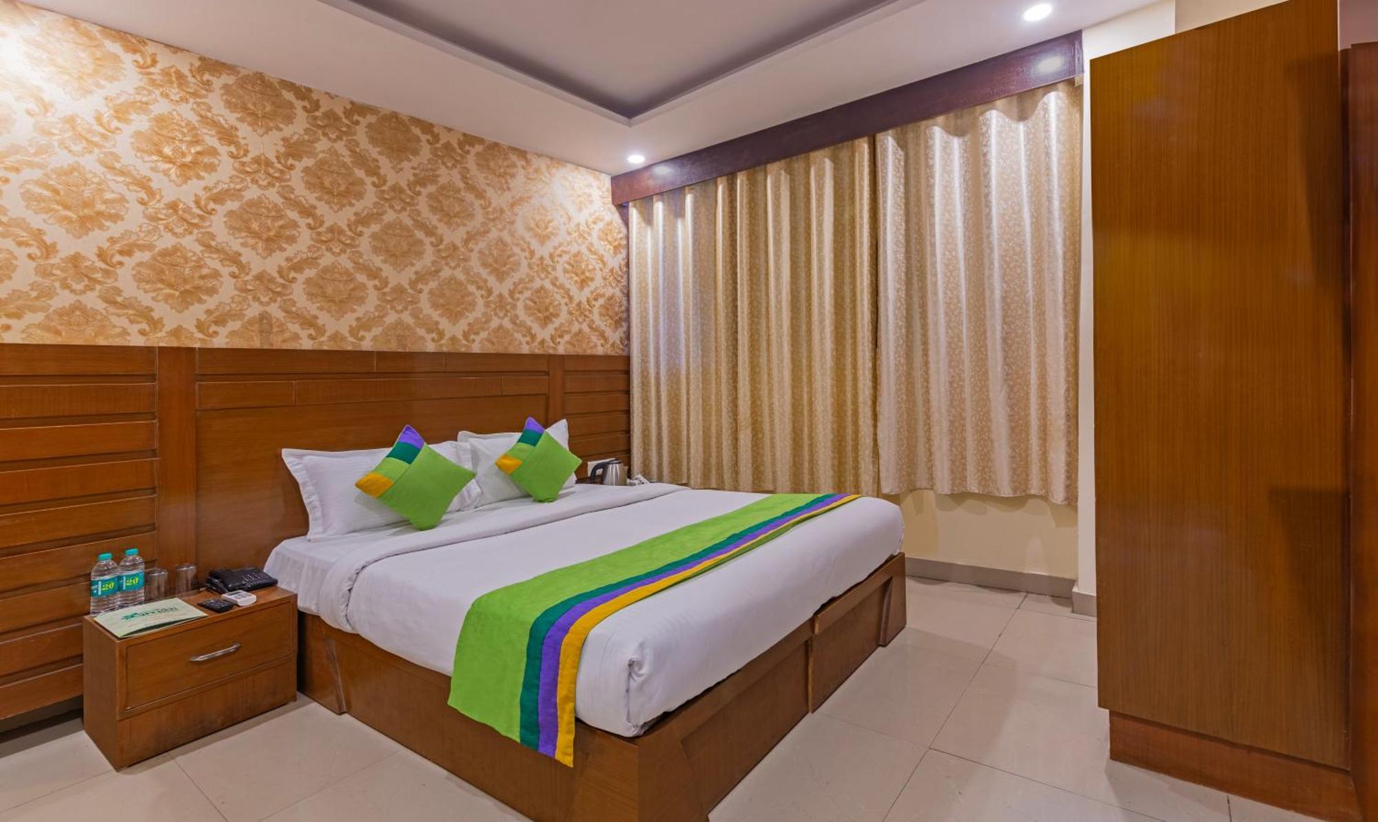 Treebo Green View, Noida Indirapuram Exterior photo